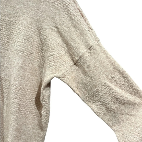 Salmon colored long sleeve sweater, size Large. Brand ONLY. GUC - Picture 2 of 4